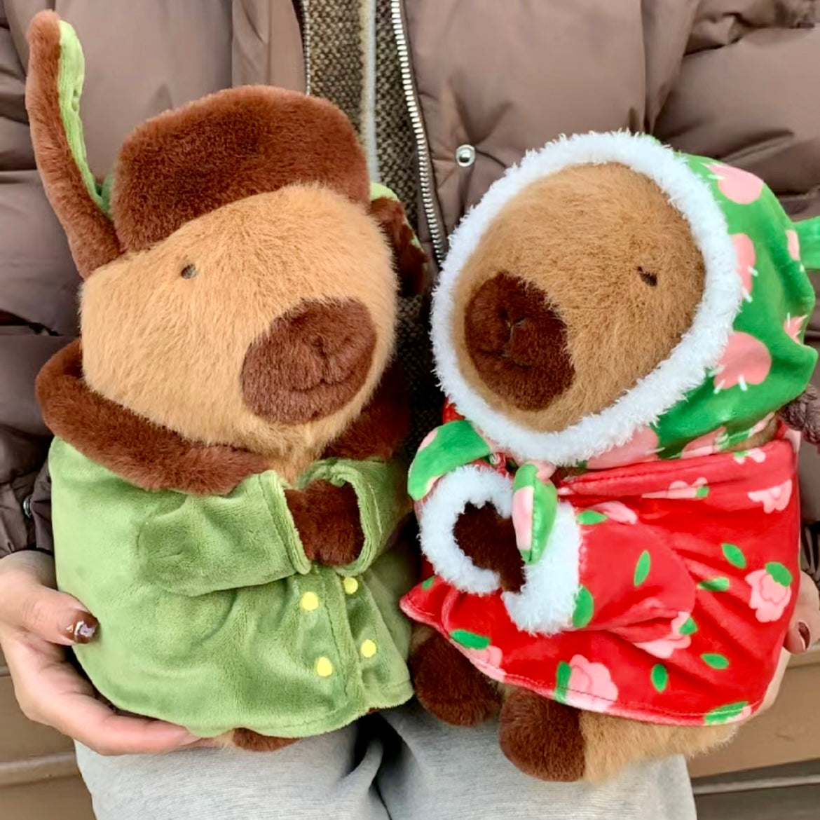 2023 Vintage Floral Cotton Coat with Retro Capybara Plush - Creative Gift