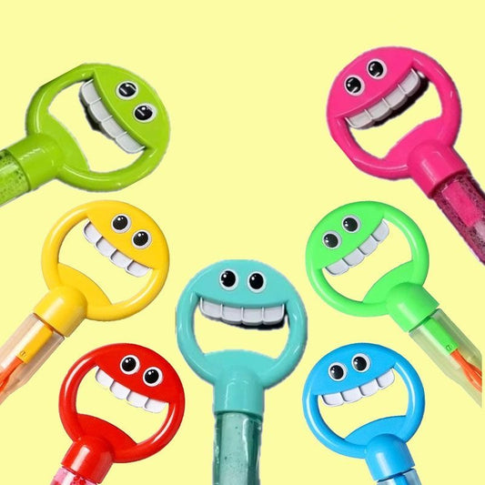 2024 New Cute Smiley Face 32-Hole Expandable Handheld Bubble Wand Toy