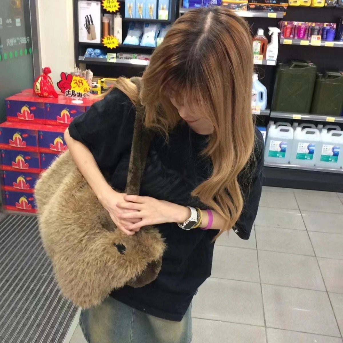 【Ahhkawaii】2023 New Capybara Winter Large Capacity Single-Shoulder Plush Women's Bag Tote Bag